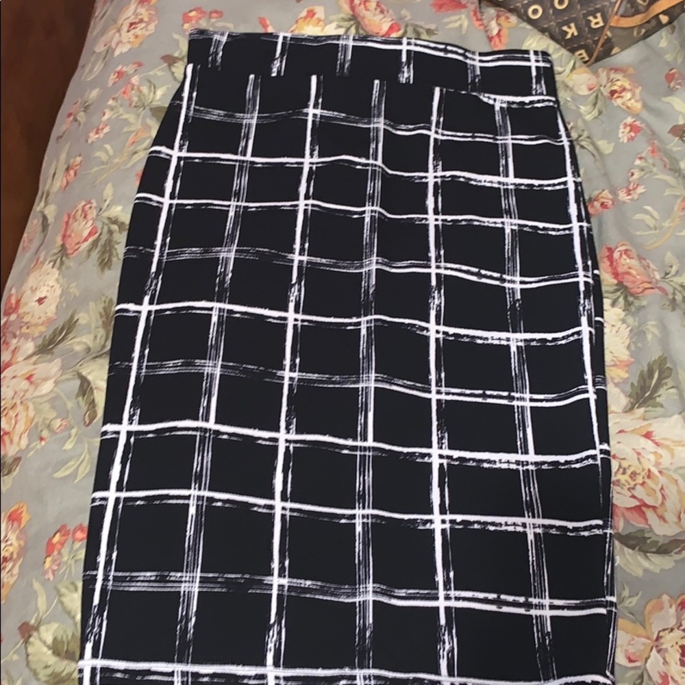 Sz lg pencil skirt